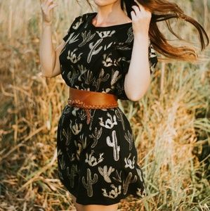 Simka Sol T-Shirt Dress/Tunic Gold Cactus Print